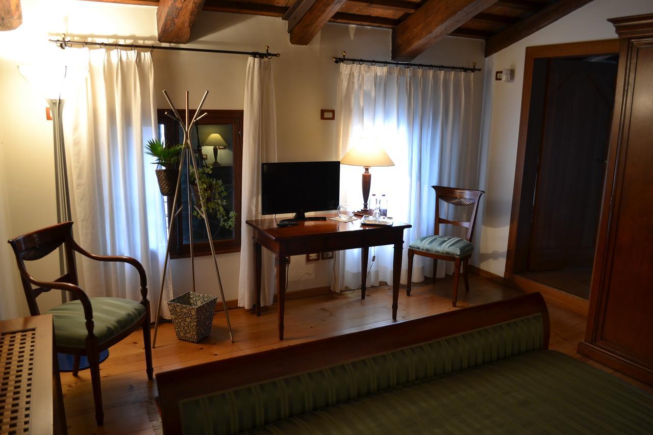 Palazzo Bortolan Hotell Treviso Exteriör bild